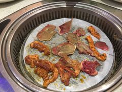 -佰烧海鲜烤肉火锅自助(世茂国际广场店)
