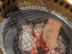 -山川小町·极番烧肉(新地假日广场店)