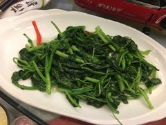-马尔龙新疆饭店·清真(瑞景店)