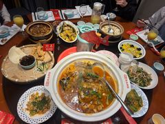 -魏铭鱼头捞饭(晋阳路店)