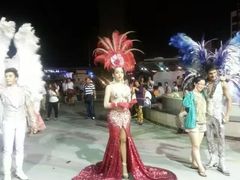 -金东尼人妖秀