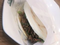 -西部马华清真兰州牛肉面·烧烤夜市(三里河店)