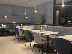 -必胜客(漕宝路店)