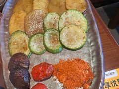 -包整·丝娃娃(一览甲秀楼风景店)