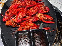 招牌香辣龙虾-沪小胖·小龙虾·蓝龙王(八佰伴店)