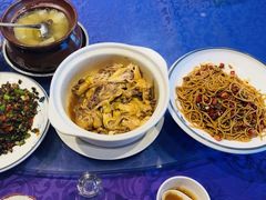 -民间瓦缸煨汤館(嵩山路店)