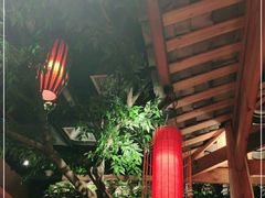 -野山舂·贵州现舂酸汤火锅(鸿通城店)