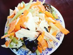 木耳拌腐竹-东吴面馆(好运街店)