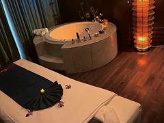 -人民广场-地下停车场