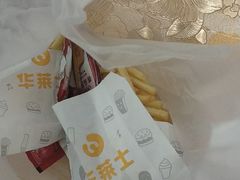 -华莱士·全鸡汉堡(财经学院店)