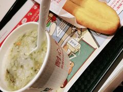 -肯德基(东安路站店)