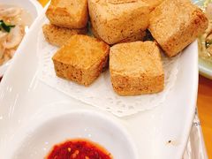 -侬佳蒸菜馆(听潮店)