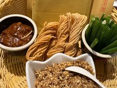 -鲁菜根·泰山菜(泰山店)