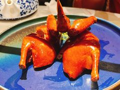 玻璃脆皮乳鸽皇-新雅(丰盛里店)
