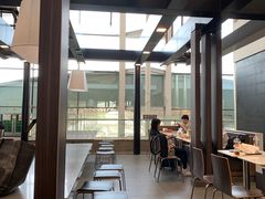 大堂-麦当劳(深圳北站高铁店)