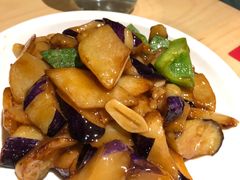 地三鲜-安天民北方饺子(白石洲店)