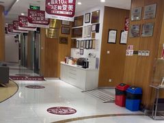 -雅悦齿科(顾村公园店)