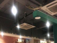 大堂-木屋烧烤(岗顶二店)