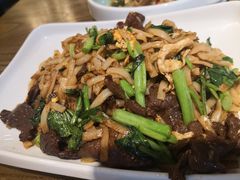 牛肉炒河粉-潮中人·潮州菜(益乐路店)