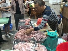 -标记美食新鲜猪杂(兴南大道店)