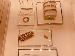 -Tiffany & Co.蒂芙尼
(南京德基广场店)