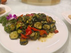 -鑫淼餐饮娱乐中心(江东街店)