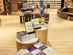 -上海三联书店READWAY(华中首店)