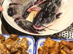 -田家大院东北农家菜铁锅炖(西安总店)