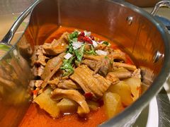 牛杂鸳鸯锅-左庭右院鲜牛肉火锅(浦江欢乐颂店)