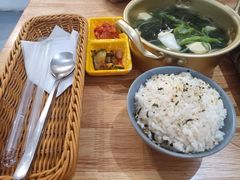 -Woolee韩食堂·韩式家庭料理