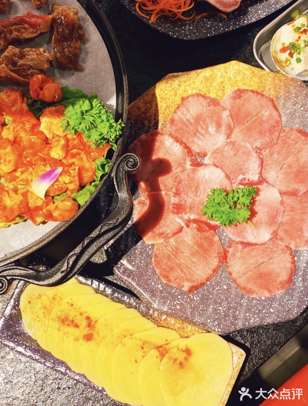东莞新晋美食｜夏天🌞冷气🌬烤肉🥩绝美街景