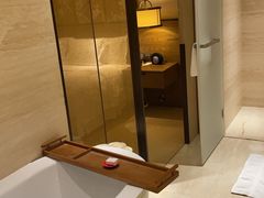 -上海衡山路十二号华邑酒店
