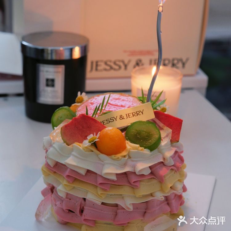 这家怎么做到每个蛋糕都那么美的🆘