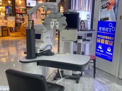 -诺柯视眼镜-蔡司依视路官方工厂店(淞南一店)