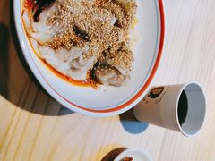 -八二小区抄手(龙湖上城天街店)