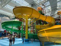 -青岛东方影都融创水世界