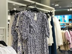 -H&M(鹏欣水游城店)