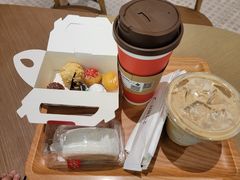 -Tims天好咖啡·贝果(雁展路万象天地店)