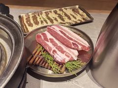 -草家酱蟹炭火烤肉店(珲春南路一店)