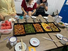 自助取餐区-老三李村河底戳子肉(总店)