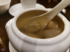 -广州中心皇冠假日酒店·百粤楼
