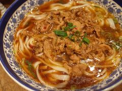 白辣椒鸡腿肉粉-一呷一嗦