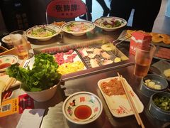 -张牌牌·东北烤肉小吃市集(金楠天街店)