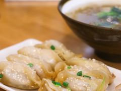 牛肉鍋貼-小姜锅贴(凤凰街店)