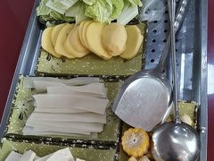 -北京龙庆四季香农家饭庄·灶台鱼·碳烤虹鳟鱼(龙庆峡店)