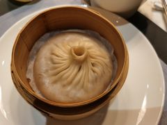 蟹粉大汤包-A One Kitchen·南京精菜馆(德基广场店)