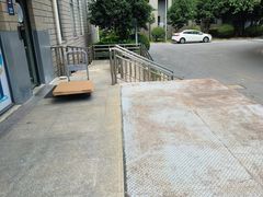 -StorHub趣存自助仓·迷你仓(金桥店)