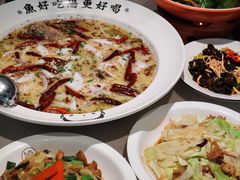 -江渔儿酸菜鱼·拔草餐厅(虎门君乐汇店)