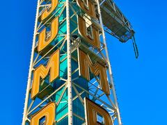 -巨鹏飞梦幻海岸