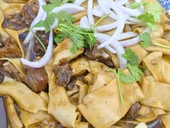 -壹阁胡羊焖饼(特色小吃街店)